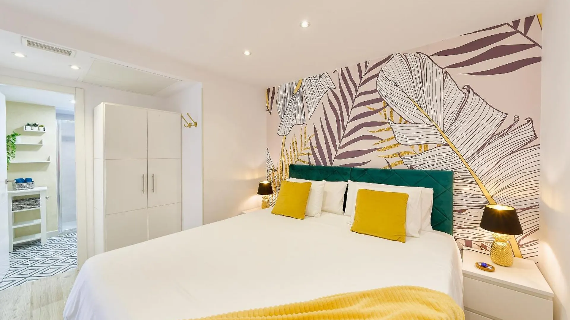 Hola Marbella Cozy Penthouse Old Town & Beach Lägenhet