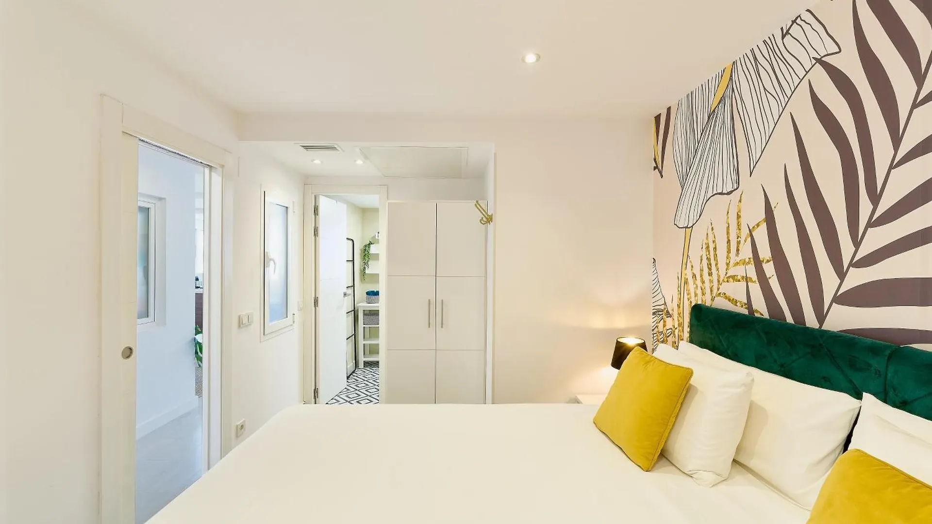 Hola Marbella Cozy Penthouse Old Town & Beach